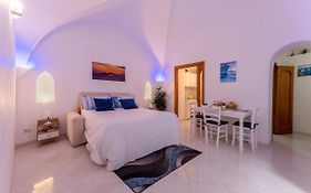 Suite Posterus 5